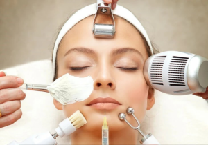 بهترین متخصص پوست در نیاوران