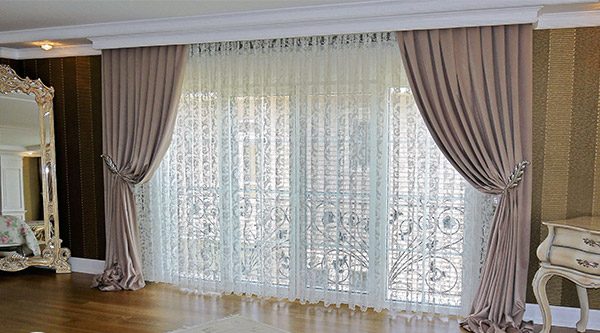 1 لیست از بهترین مراکز پرده فروشی