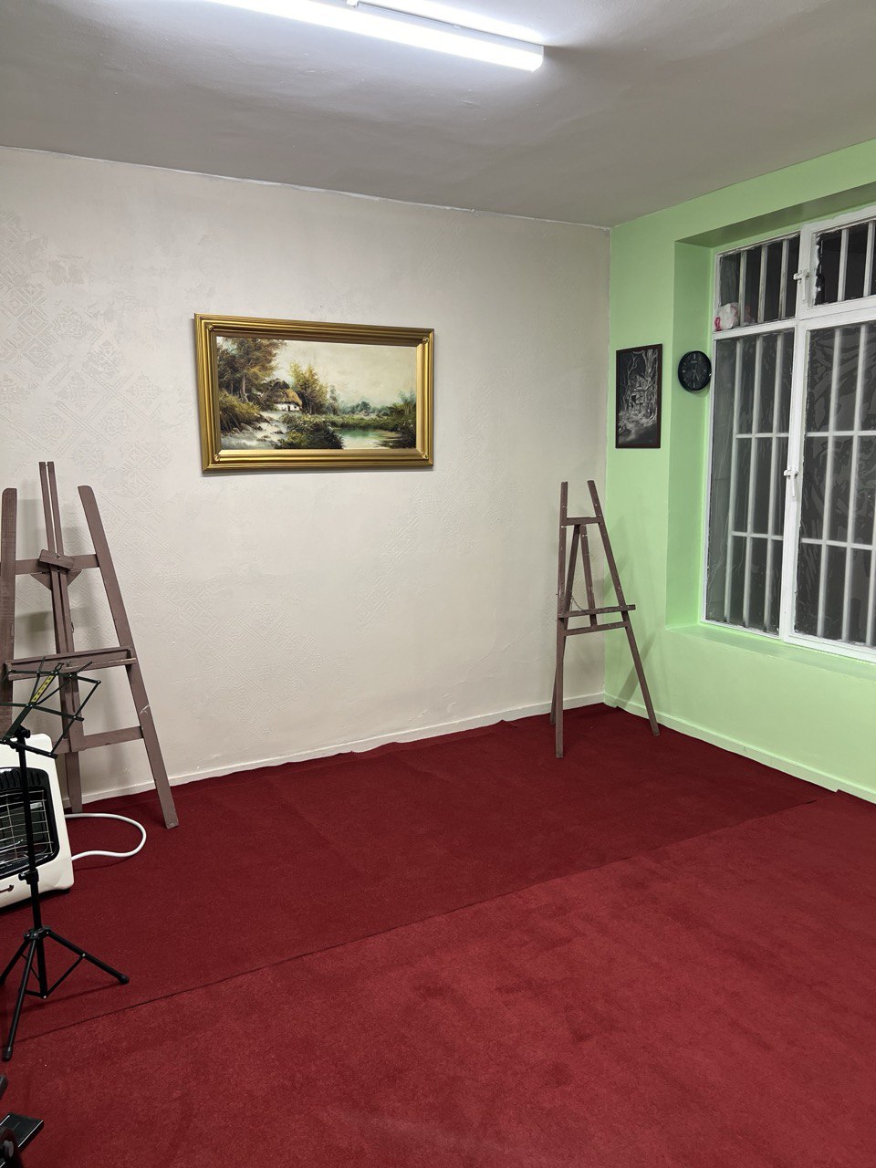 photo_5877218997601158105_y