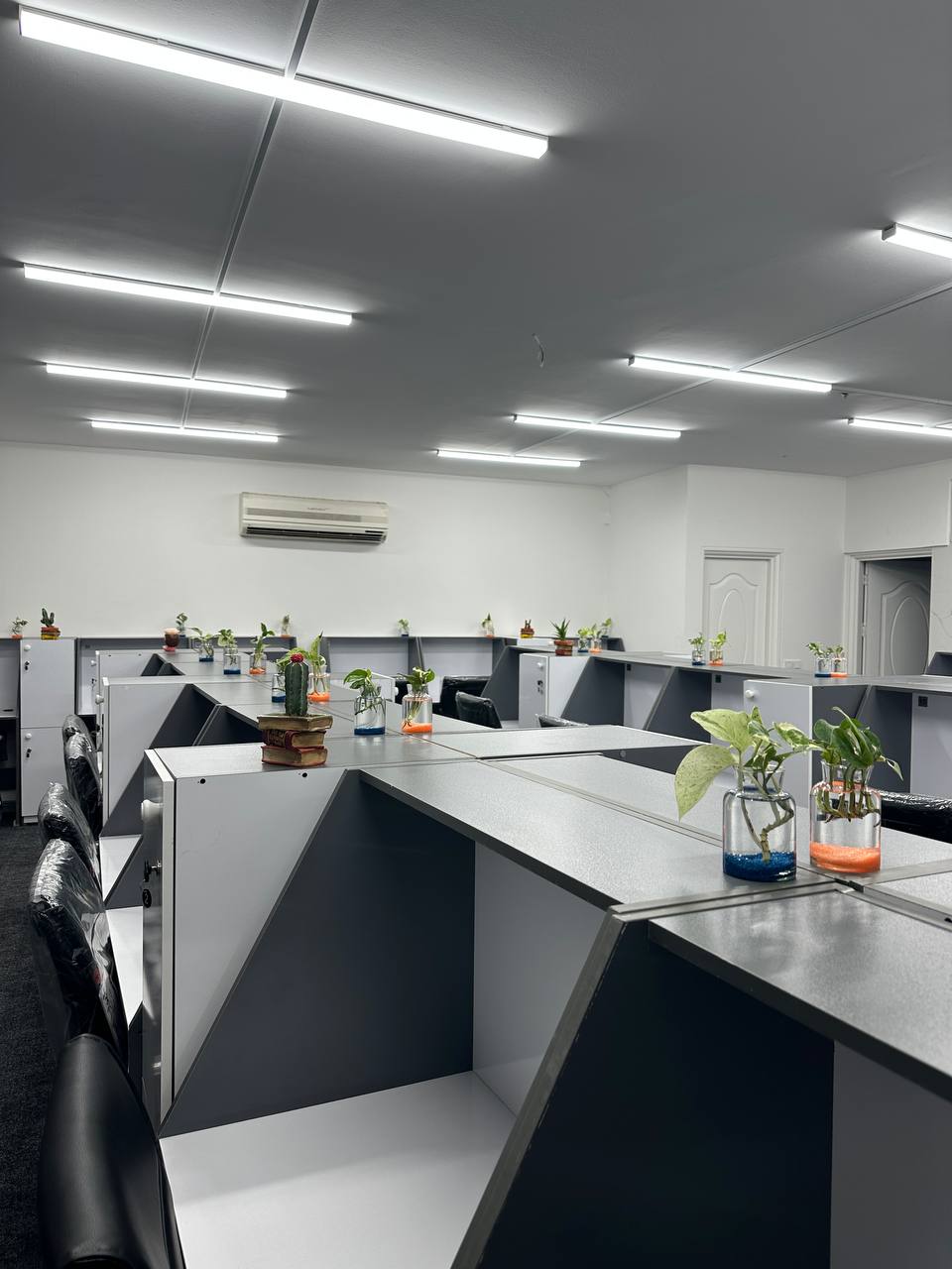 ۱۳b4b45e-6ee3-4c71-a7a5-bc8533eefdd9