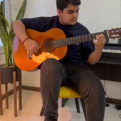 photo_5827994158378370746_y