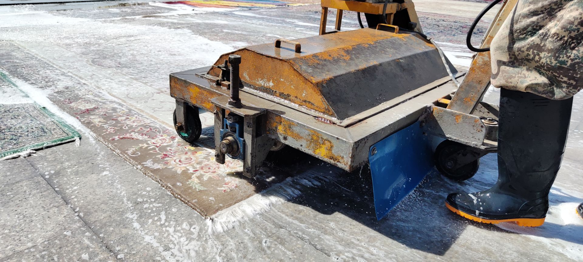 ۲۱۴۷۴۸۳۶۴۸_-۲۱۰۴۰۵