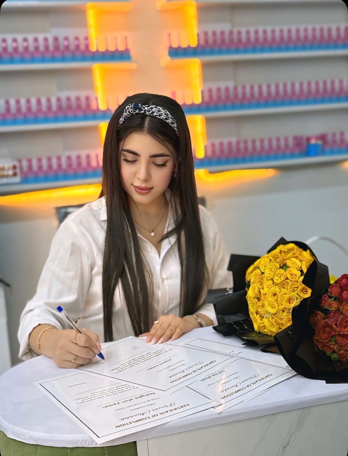 آموزش تخصصی کاشت ناخن در کیانشهر